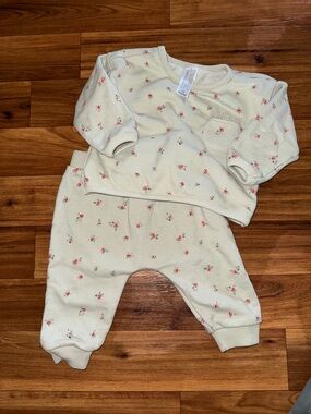 Modern Moments 3-6 month set!